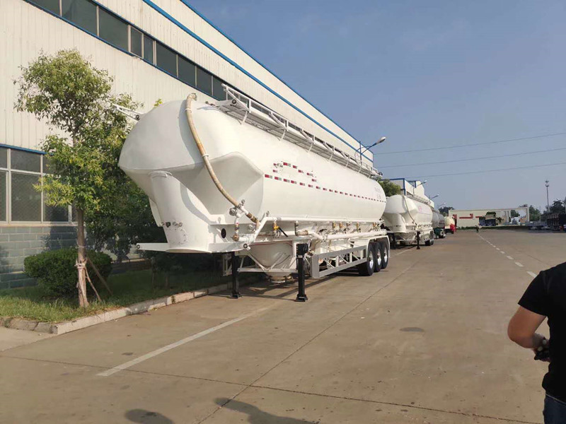 食用面粉运输车 60立方白面运输车 面粉运输专用车厂