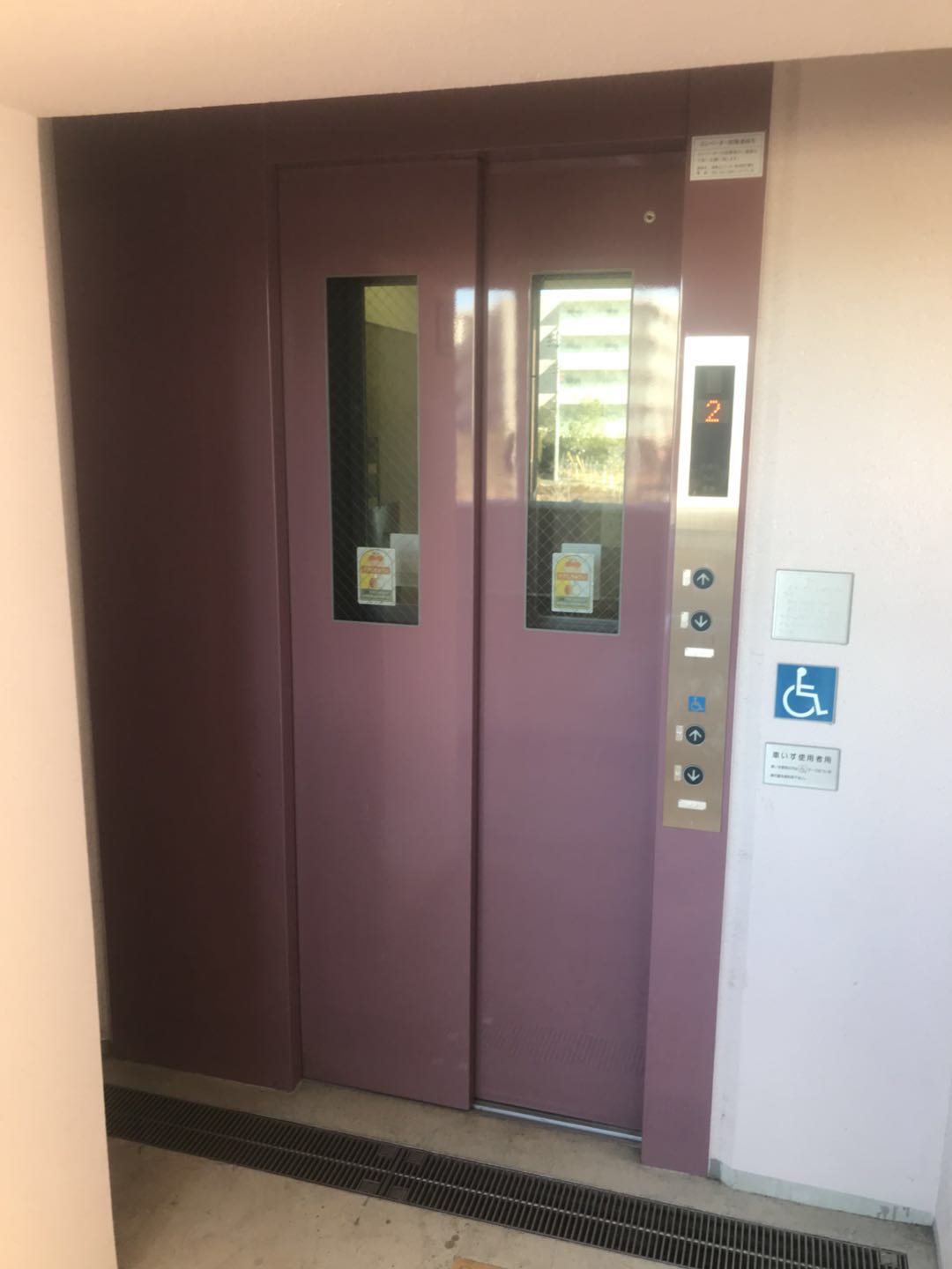 山东鼎亚电梯供应无机房有机房载货电梯