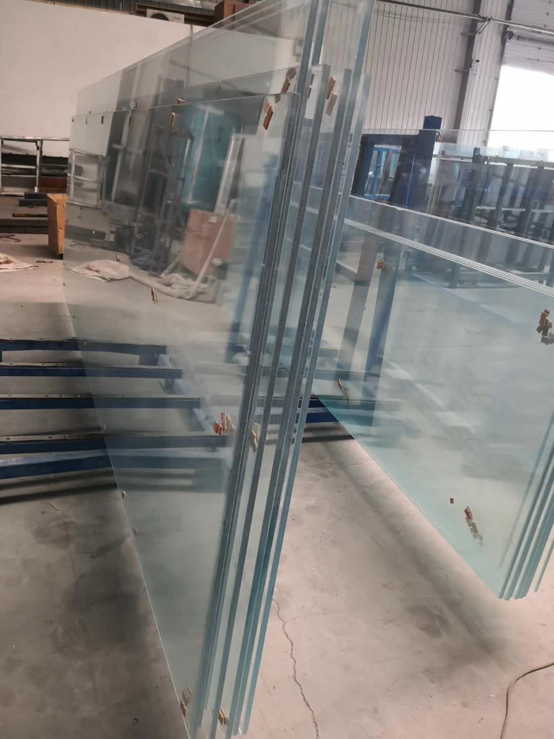 广西北海15MM19MM超白钢化大板玻璃