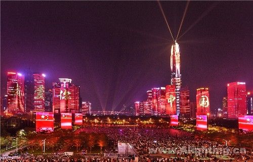 深圳中艺光影秀公司大型城市灯光秀、互动投影、建筑投影