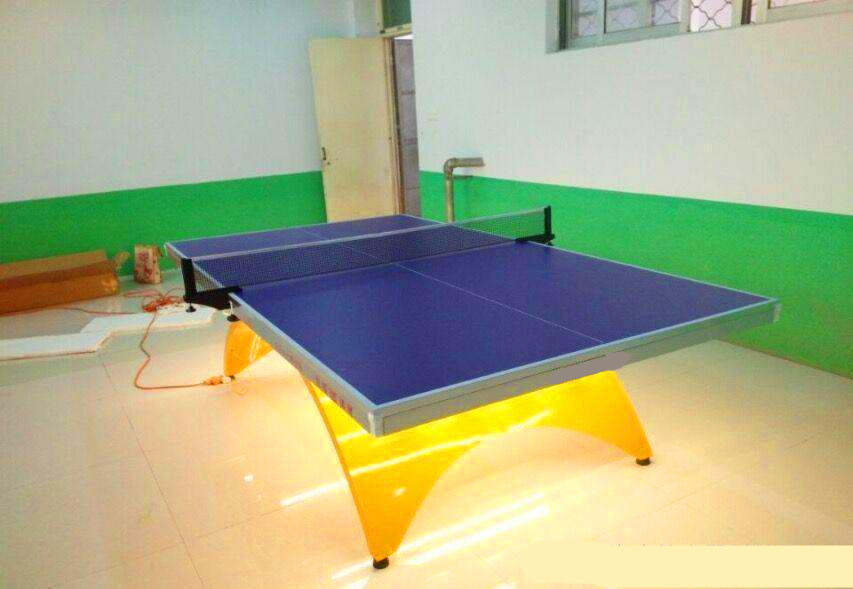 山西临汾体育器材折叠式乒乓球台生产厂家