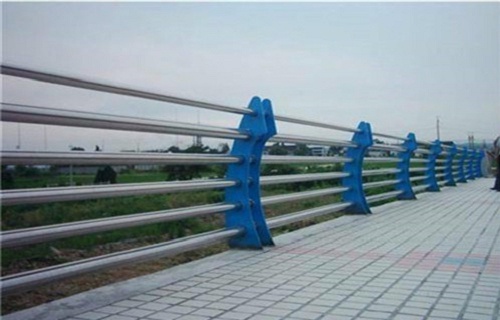 宜春灯光护栏厂家直销 不锈钢复合管桥梁护栏厂家直销