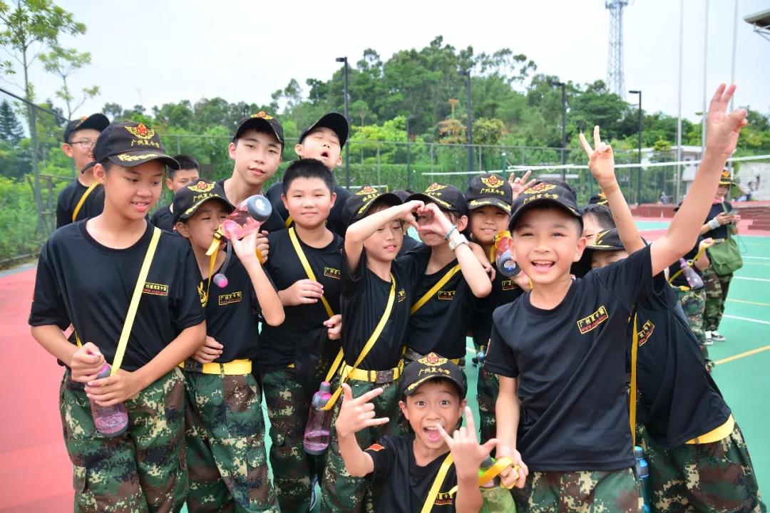 军事夏令营能给孩子带来哪些成长
