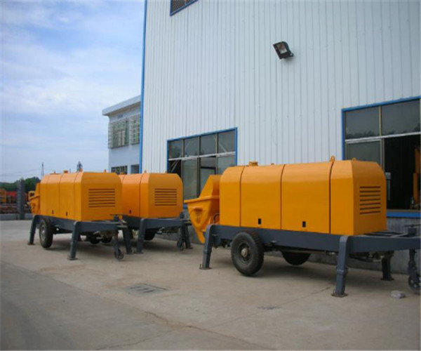 厂家专业生产小型混凝土输送泵