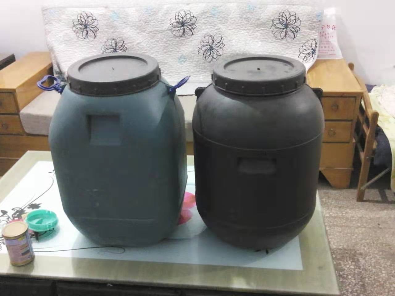 75公斤真石漆塑料桶生产设备