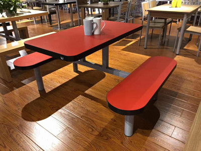 天津火锅店桌椅定制   主题餐厅烤肉涮锅一体实木桌椅定制