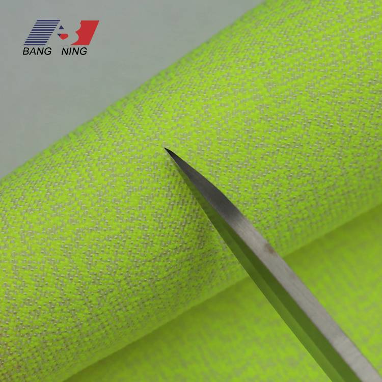 原厂提供绿色警示色防割布 亮色交通防护