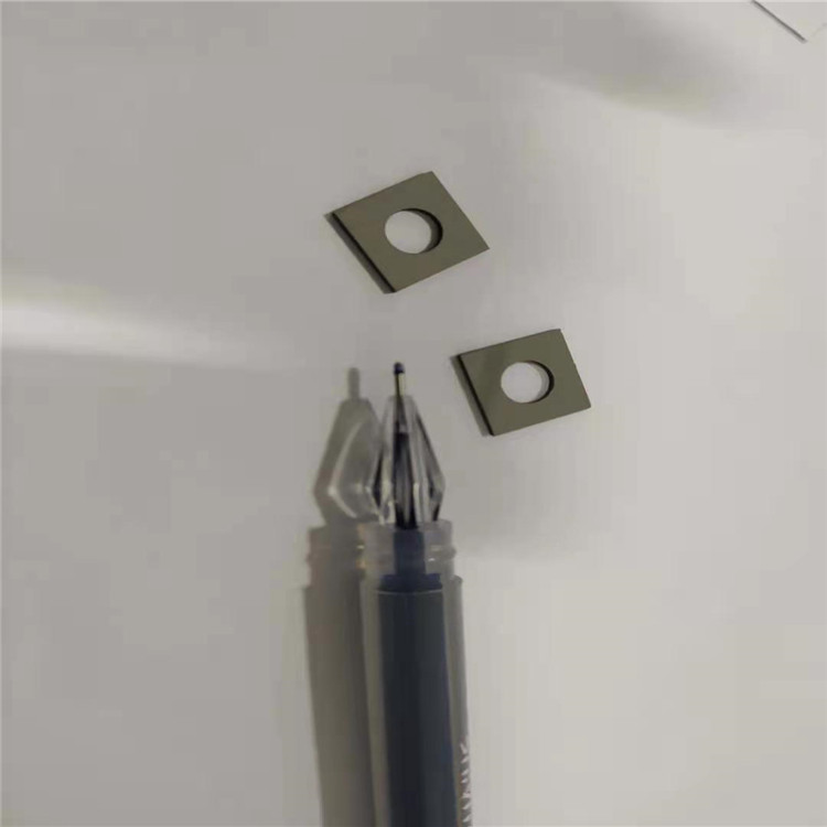 TJ半导体晶圆镀膜硅片异形切割微结构激光加工