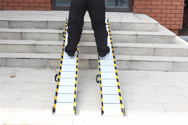 智行无障碍XPB-SZ铝合金残疾人轮椅斜坡板