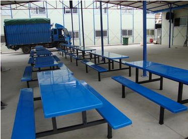 南宁市大批量供应食堂玻璃钢餐桌椅大型生产厂家