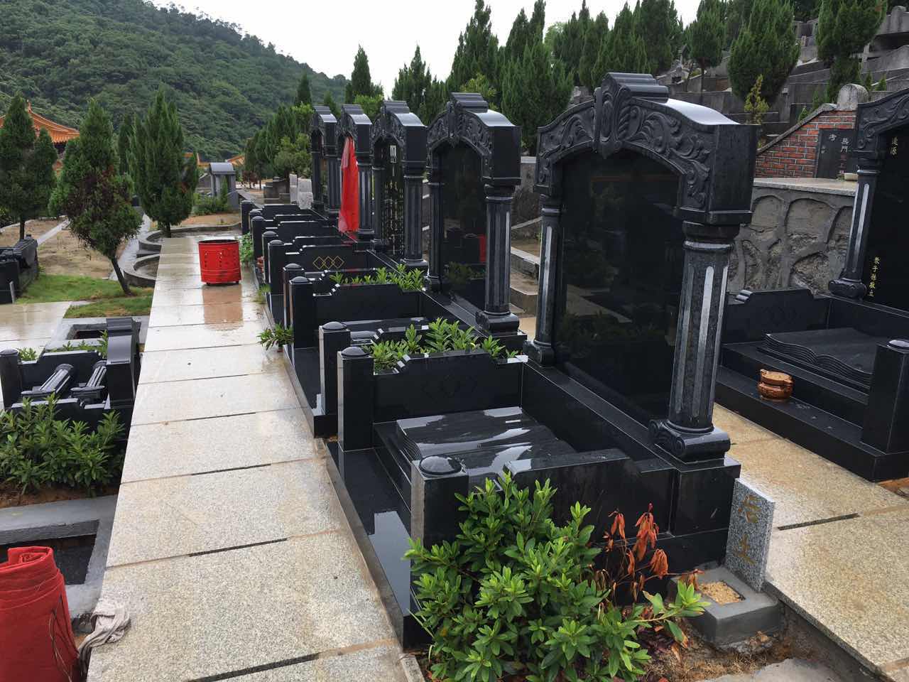 罗浮山公墓标准墓6万全包坐北朝南