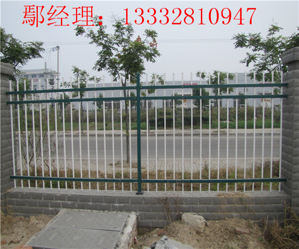 茂名围墙栏杆现货 深圳工厂隔离栏价格 河源公园防护栏零售
